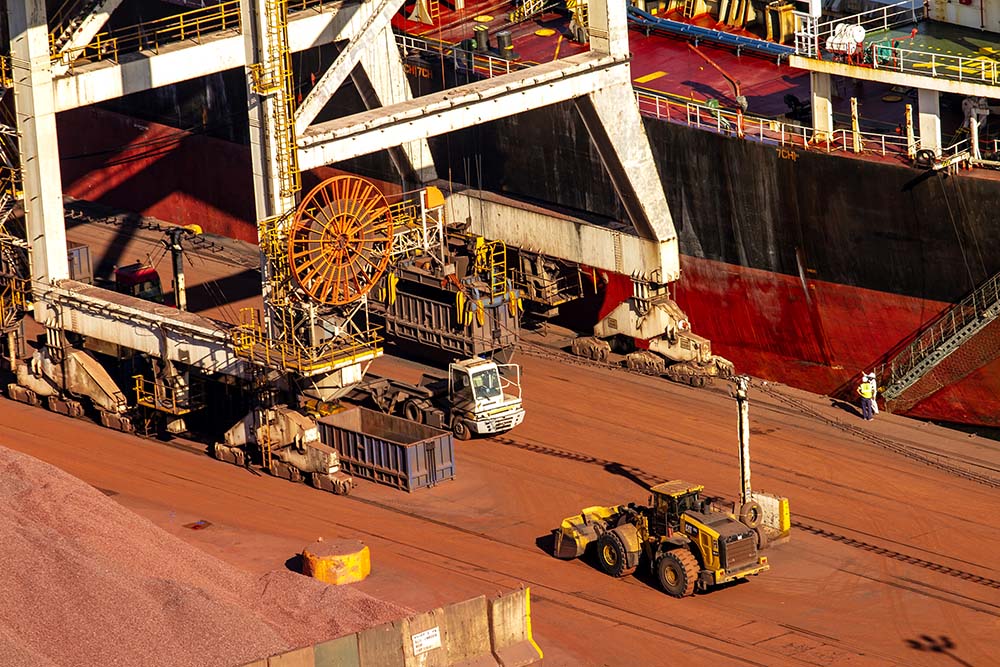 آیا باید منتظر رشد بازار آهن و فولاد بود؟